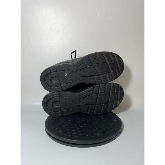 ***SOLD*** New Balance 674 Gym Walking Shoes Sneakers Size 12 Triple Black - Picture 5 of 6